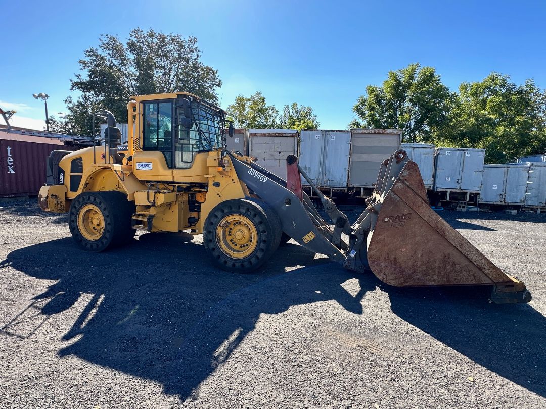 2013 VOLVO L120G - Image 11
